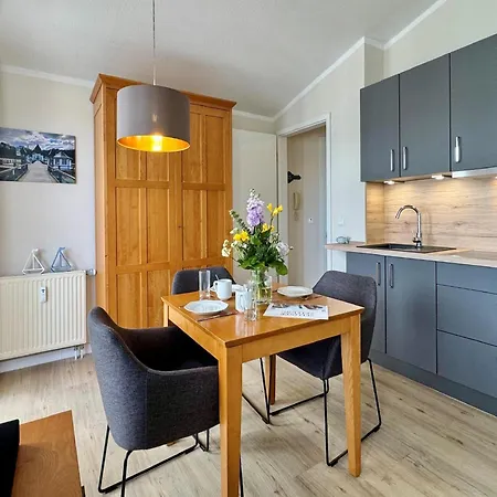 Stylische Mit Balkon Und Wlan Im Seepark