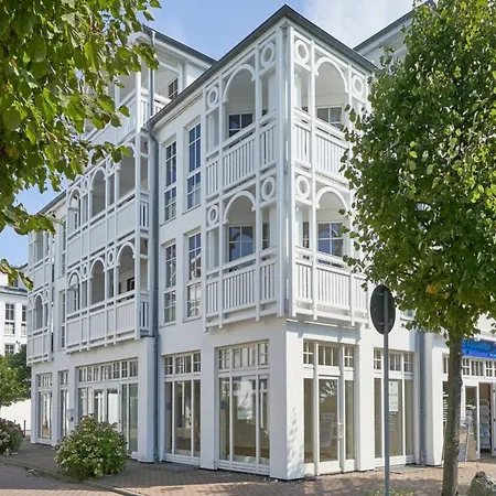 Stylische Mit Balkon Und Wlan Im Seepark Apartment Sellin (Rugen)